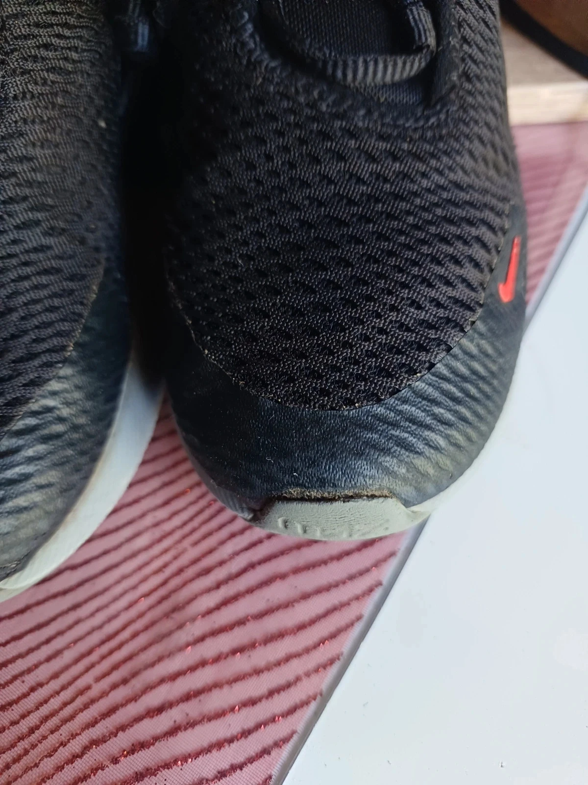Basket air max 270 pointure 28 – photo 3